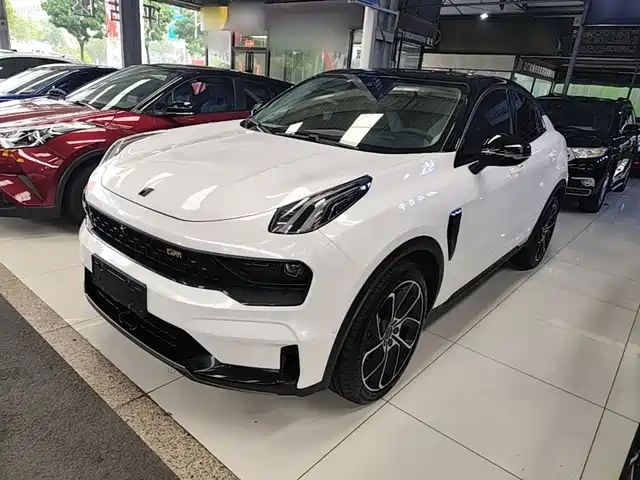 2020 Lynk & Co 05