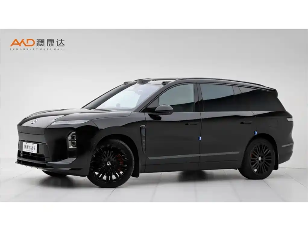 NIO ES8