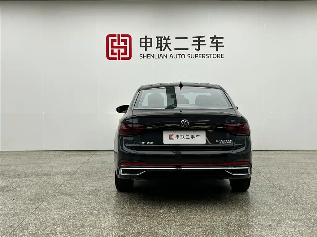 Volkswagen Sagitar 2023 300TSI DSG