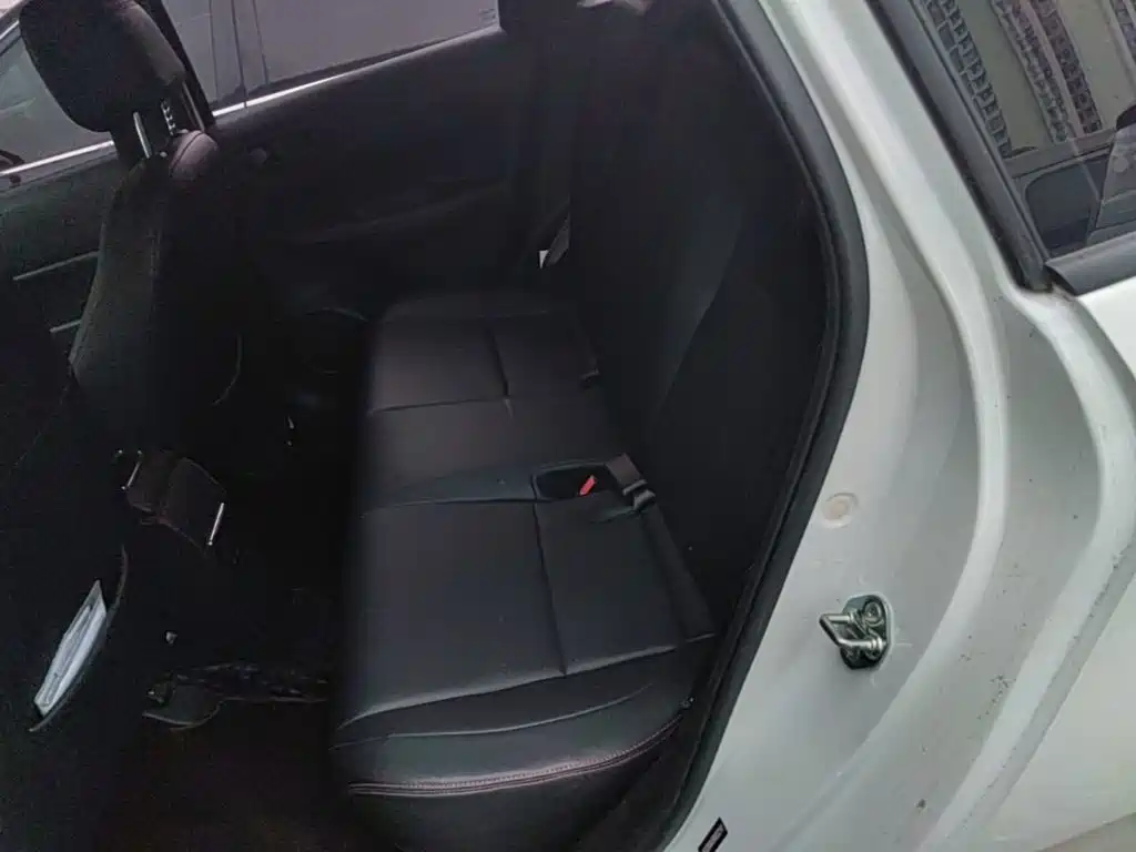 Honda Fit — миниатюра 17