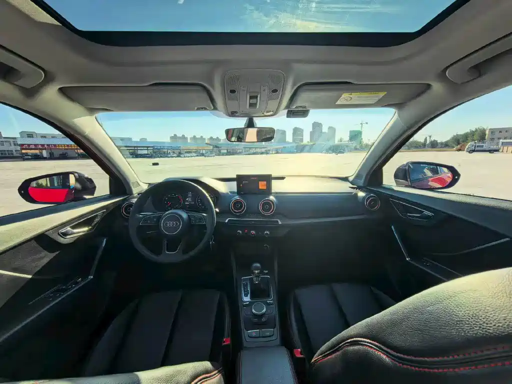 Audi Q2L — миниатюра 5