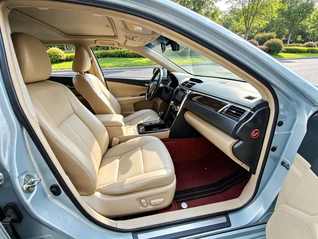 Toyota Camry — миниатюра 6
