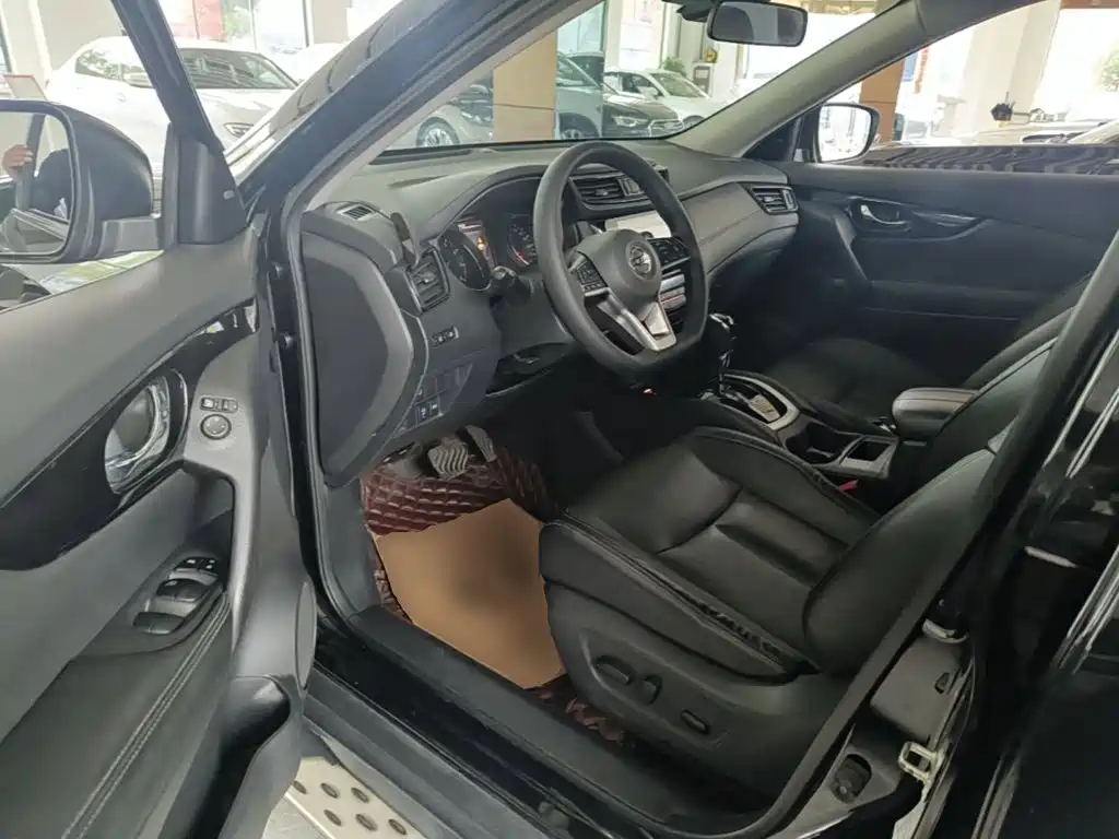 Nissan X-Trail — миниатюра 16