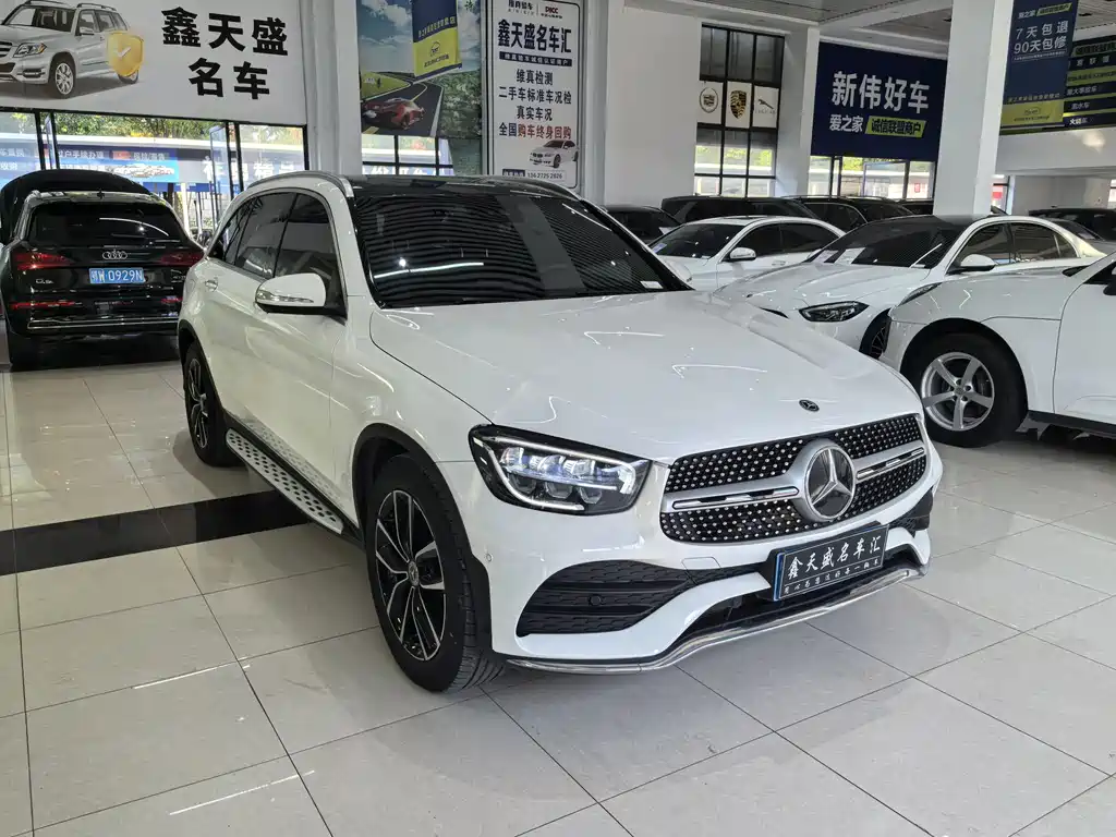 MERCEDES-BENZ GLC