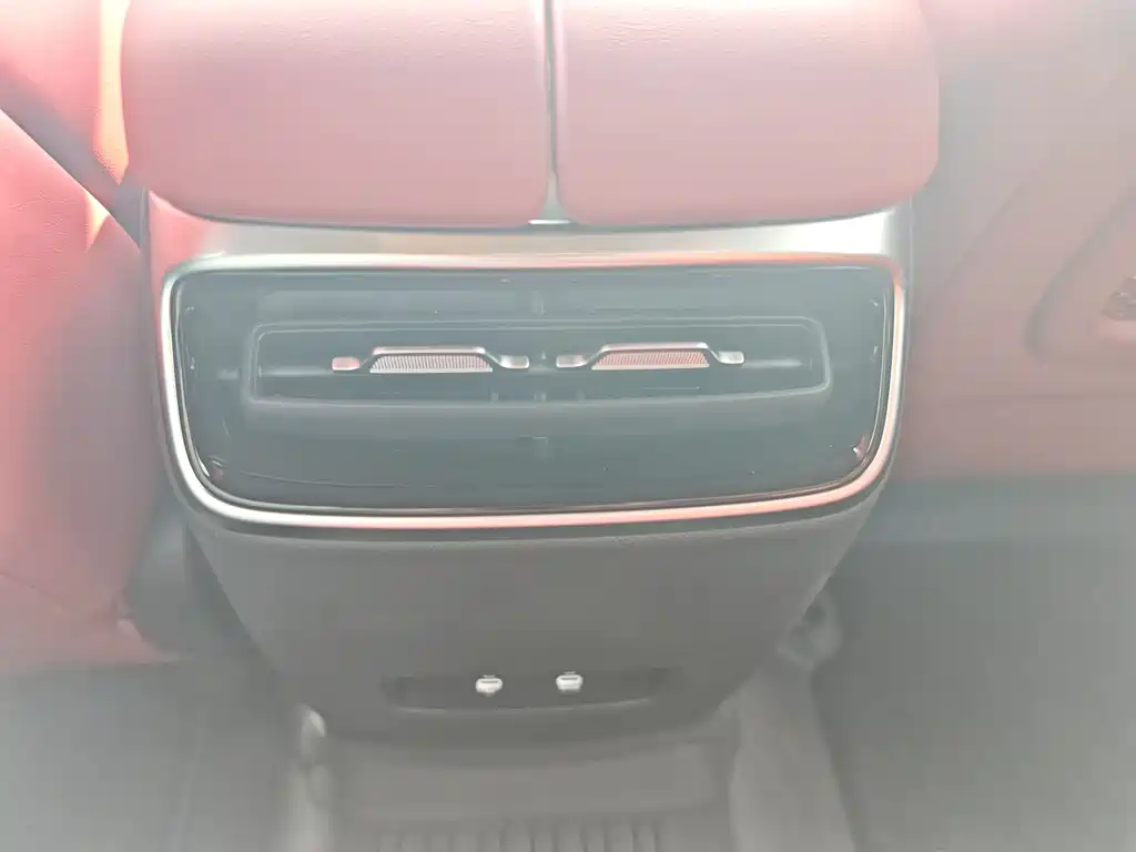 AITO ASK THE WORLD M5