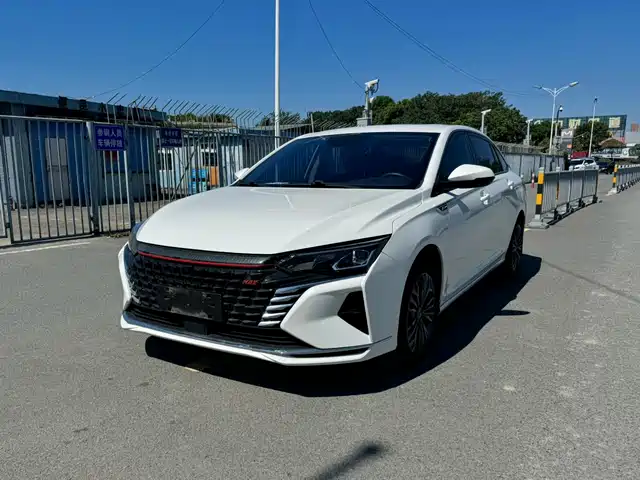 DONGFENG YI HYUN MAX