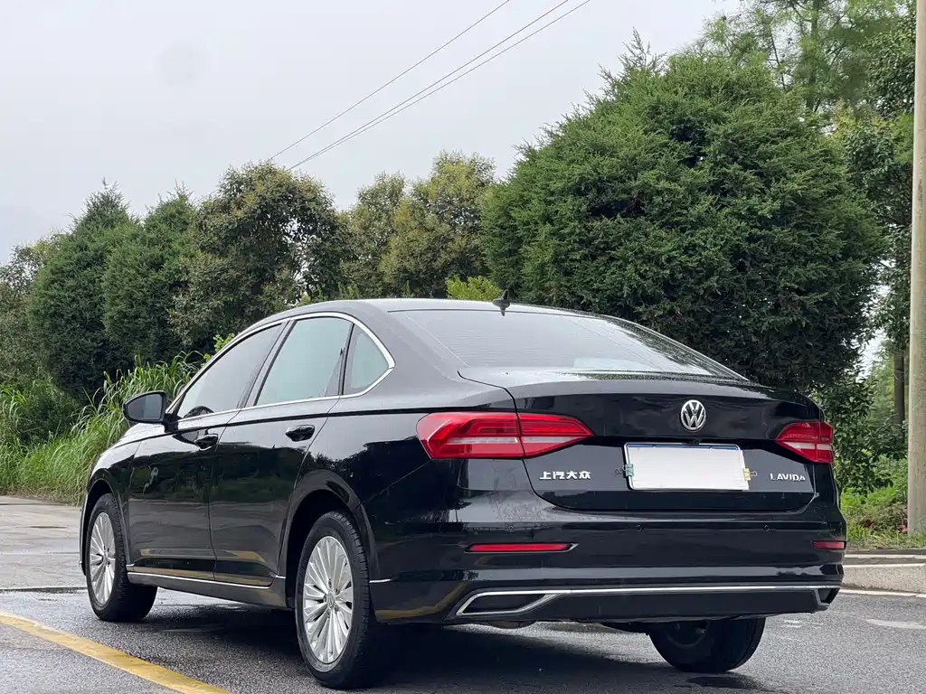 Volkswagen Lavida 2018 1.5L AT Comfort V
