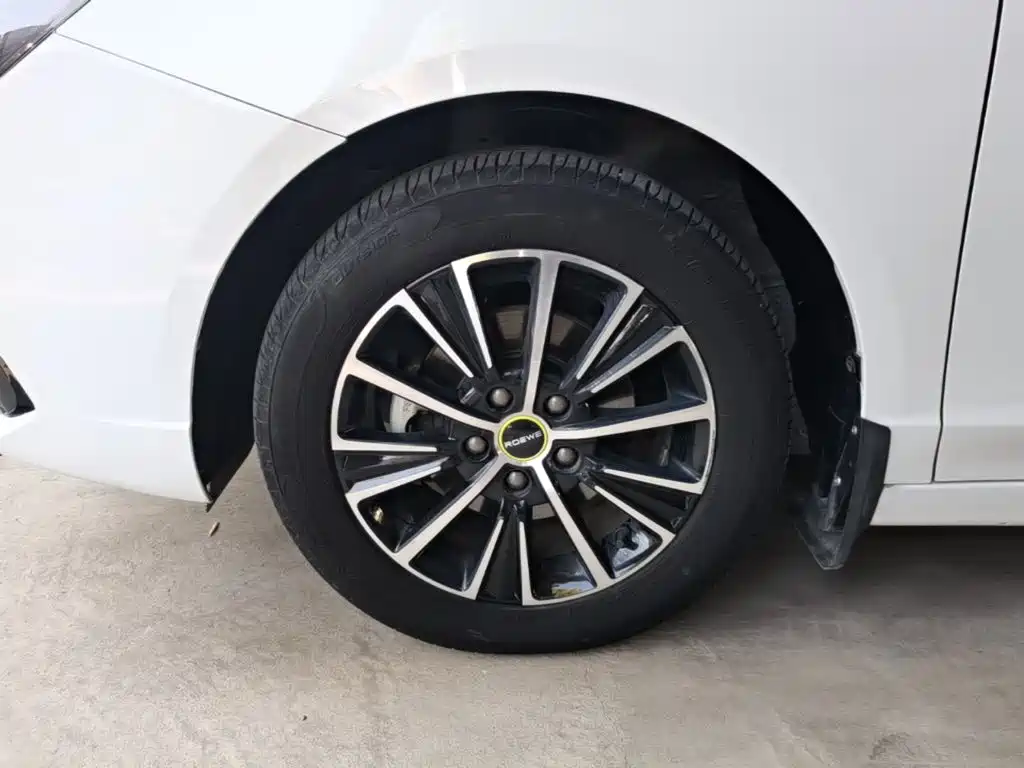 Roewe i5 — миниатюра 23