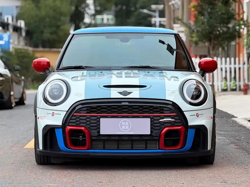MINI JCW