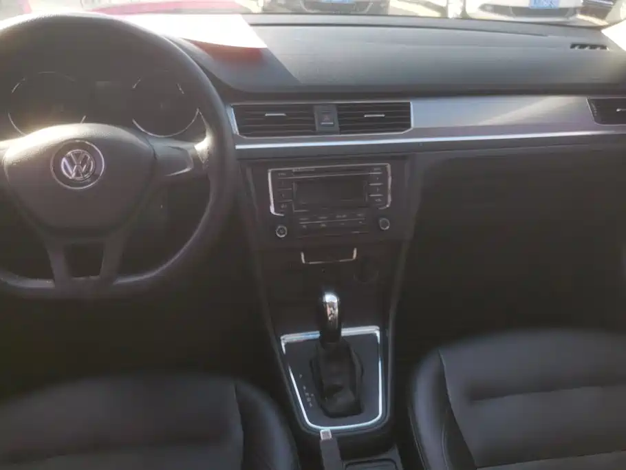 Volkswagen Bora — миниатюра 12