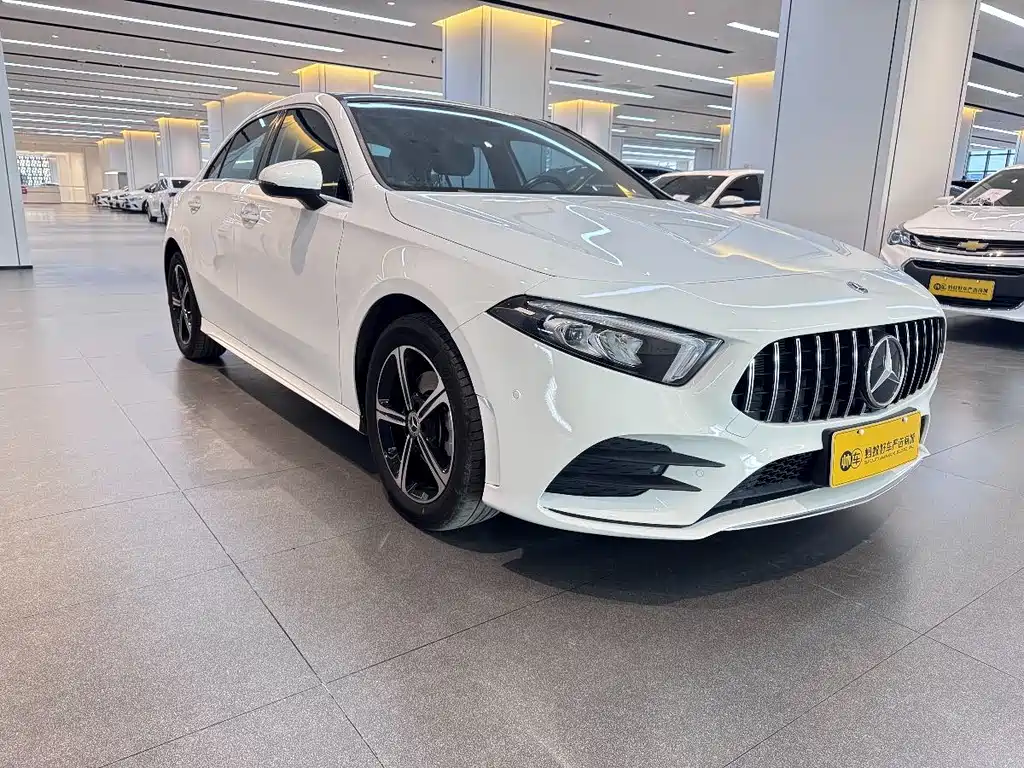 MERCEDES-BENZ A CLASS