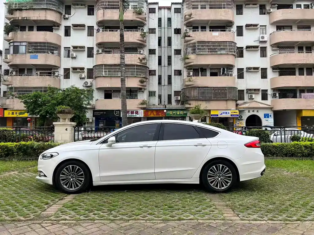 Ford Mondeo 2017 EcoBoost 200 Luxury