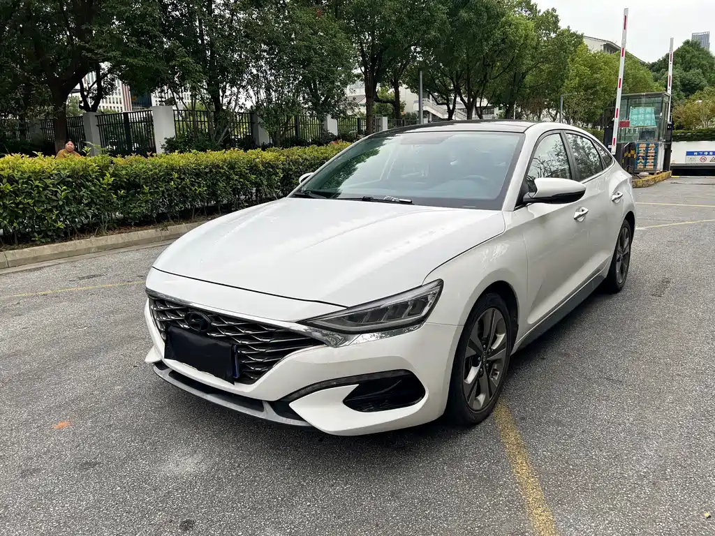 Hyundai Fista