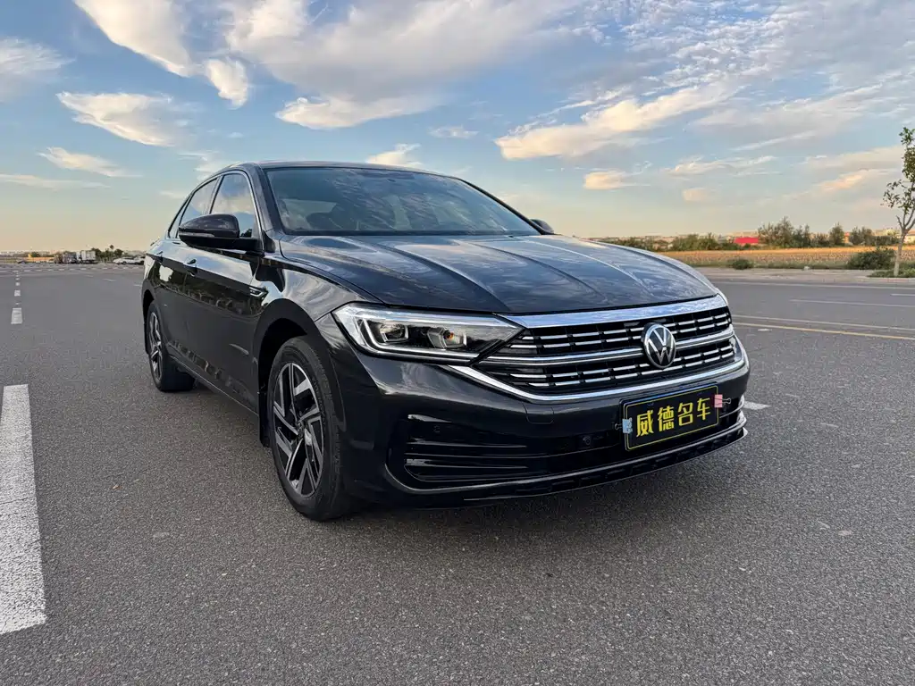 Volkswagen Sagitar — миниатюра 3