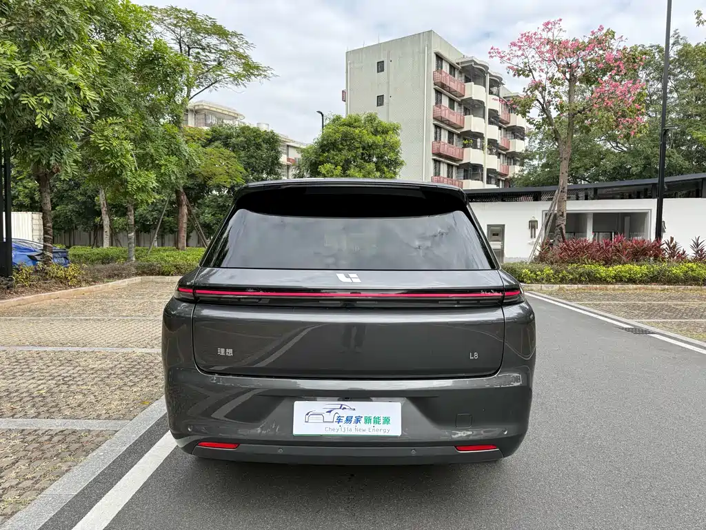 Li Auto IDEAL L8