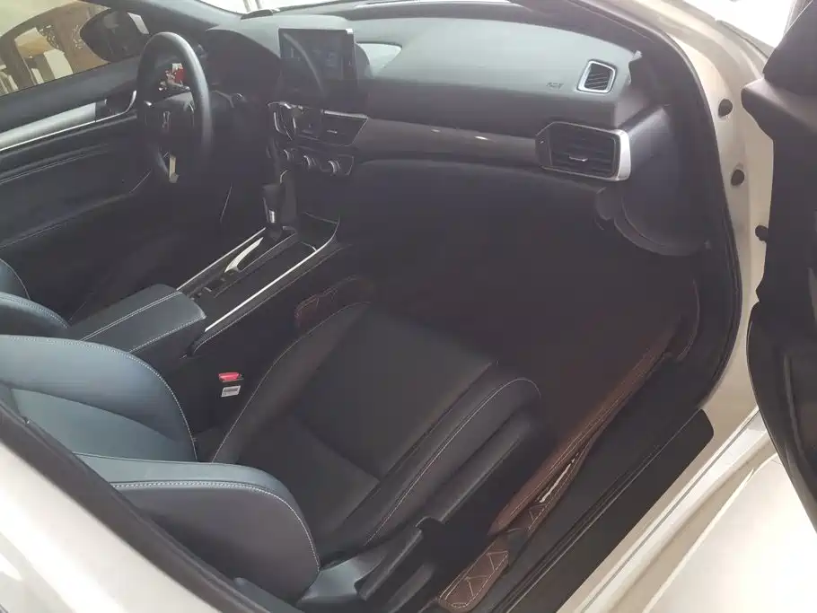Honda Inspire — миниатюра 8
