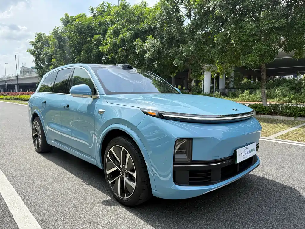 Li Auto IDEAL L8