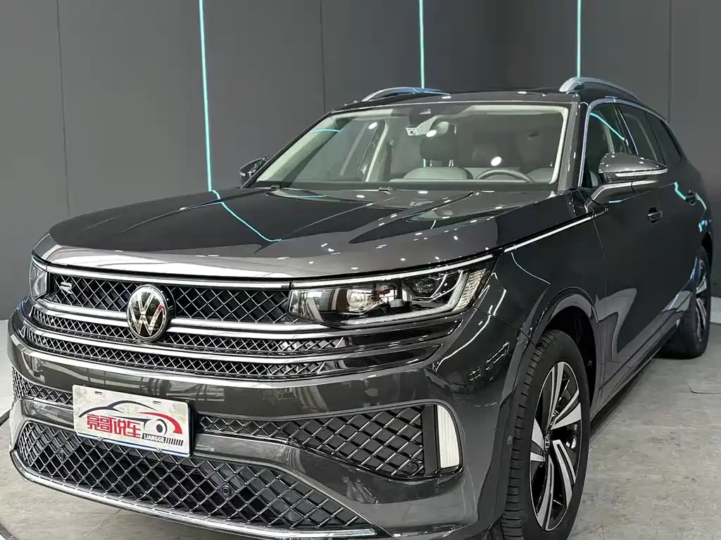 Volkswagen Tavendor 2024 380TSI 4WD R-Line Patrol Tour Enjoy