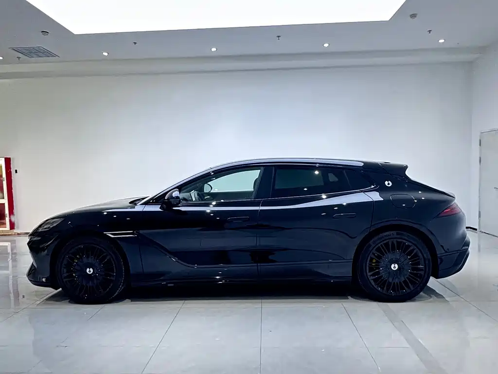 Denza Z9GT 2024 1100 Ultra