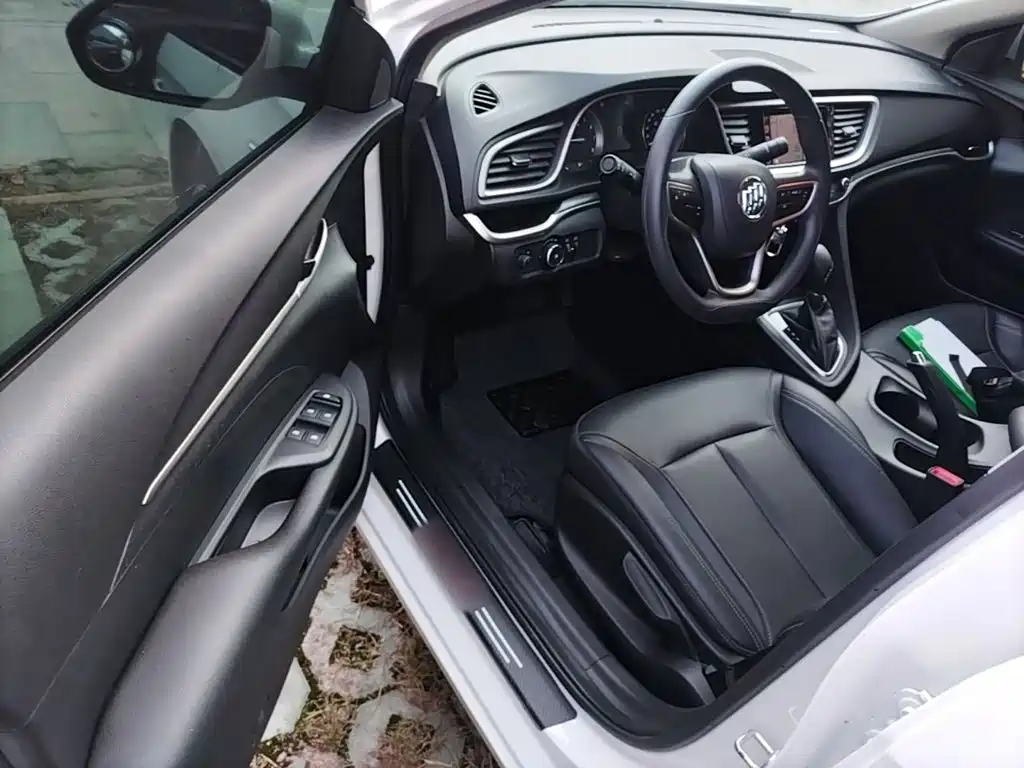 Buick Excelle — миниатюра 16
