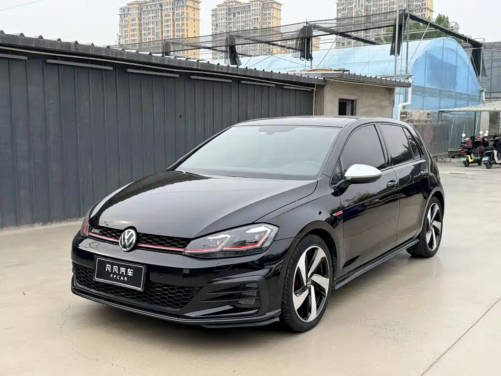 Volkswagen Golf GTI GTI 2018 2.0TSI GTI