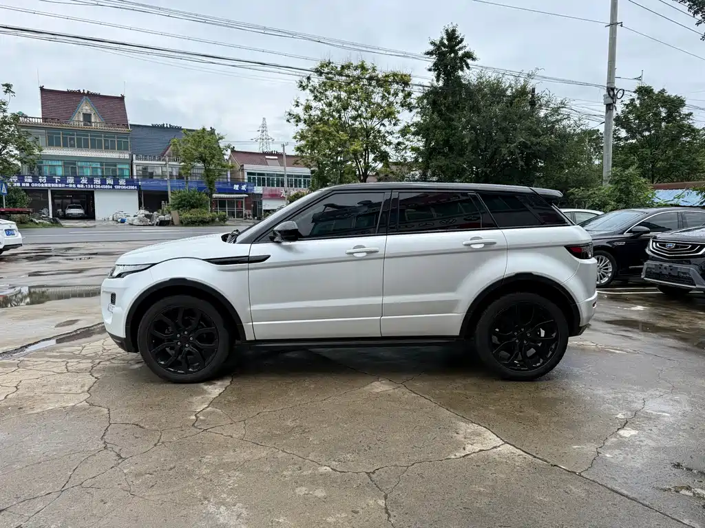 Land Rover Range Rover Evoque 2014 2.0T 5