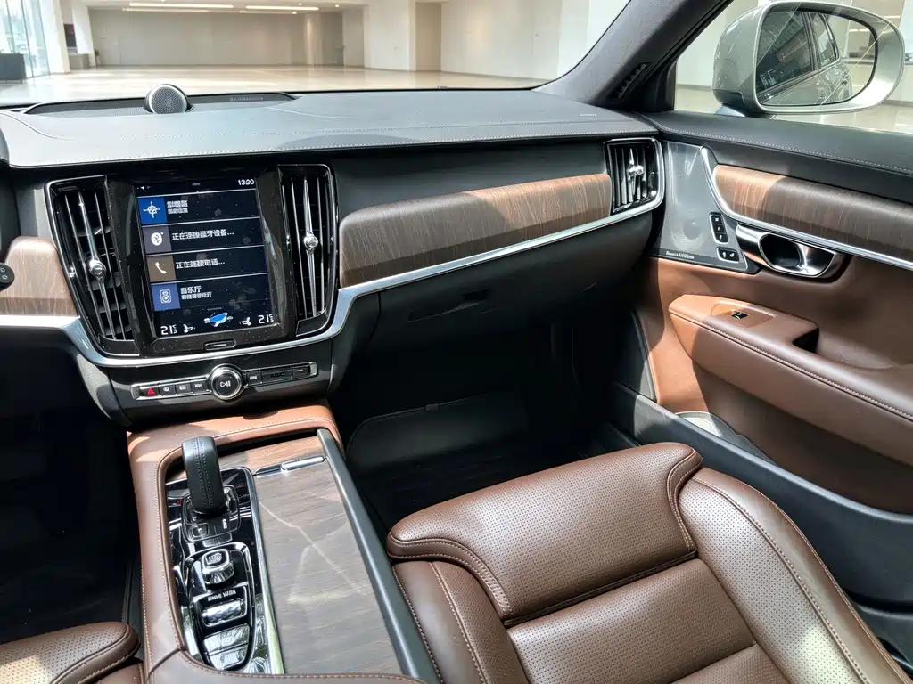 Volvo V90 — миниатюра 15