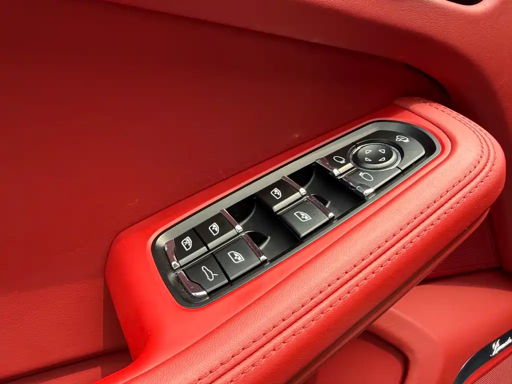 Porsche Macan 2014 Macan Turbo 3.6T