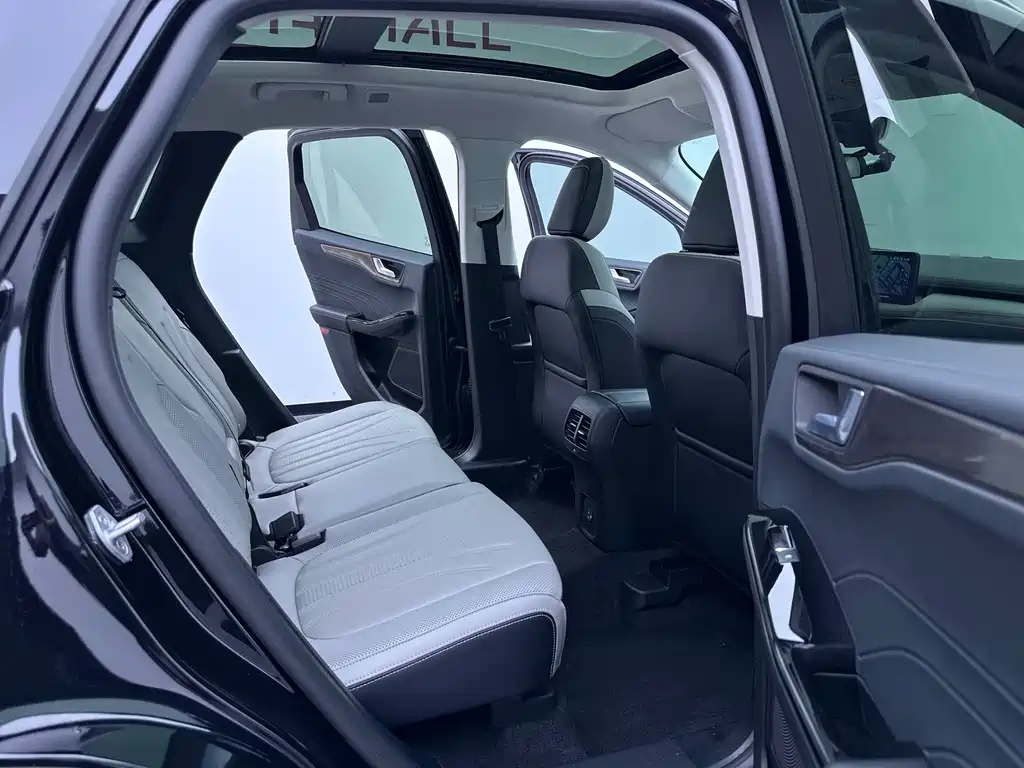 Ford Escape — миниатюра 23