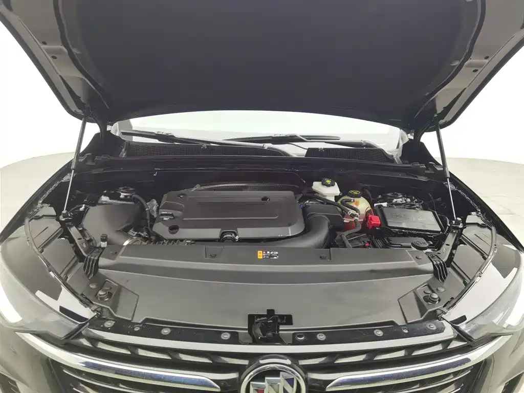 Buick Envision Plus Plus 2022 Plus 652T мест Luxury