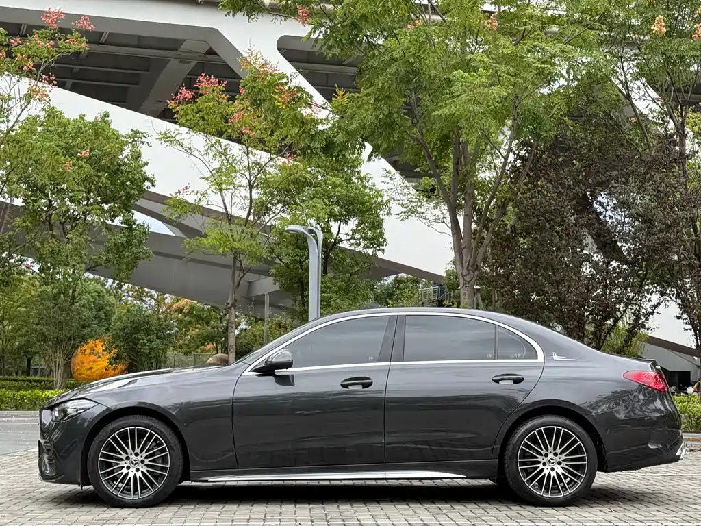 Mercedes-Benz C-Class — миниатюра 4