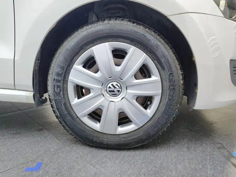 Volkswagen Polo — миниатюра 6