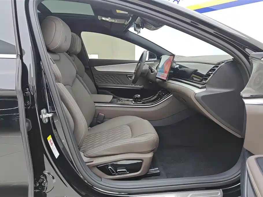 BYD Han 2024 DM-i 121KM Elite