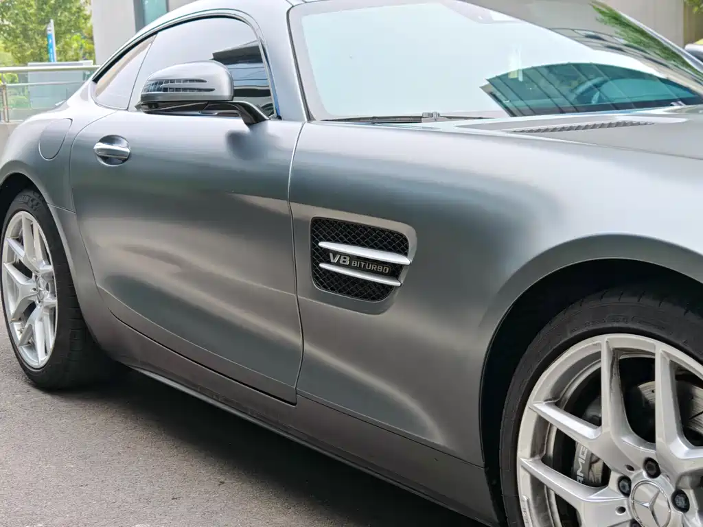 MERCEDES-BENZ AMG GT