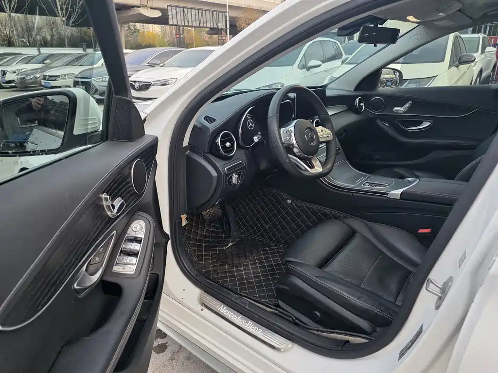 MERCEDES-BENZ C CLASS