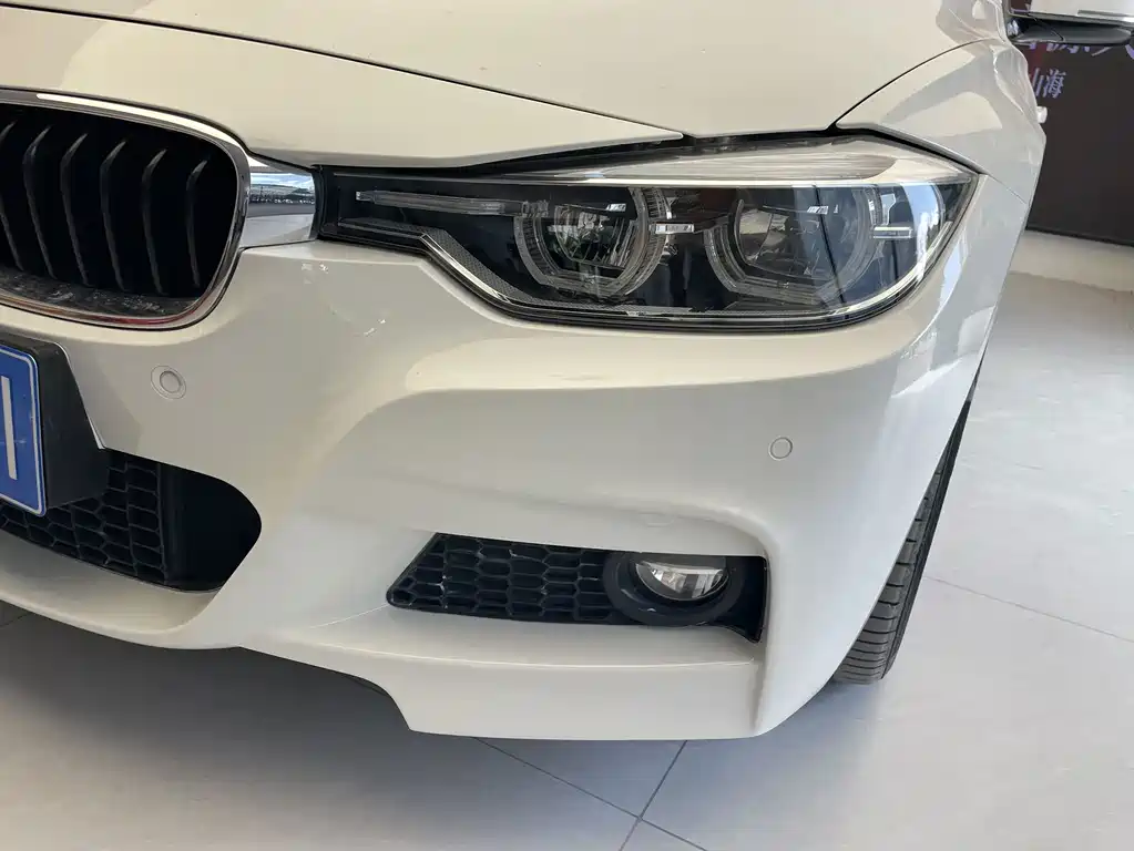 BMW 3 Series — миниатюра 4