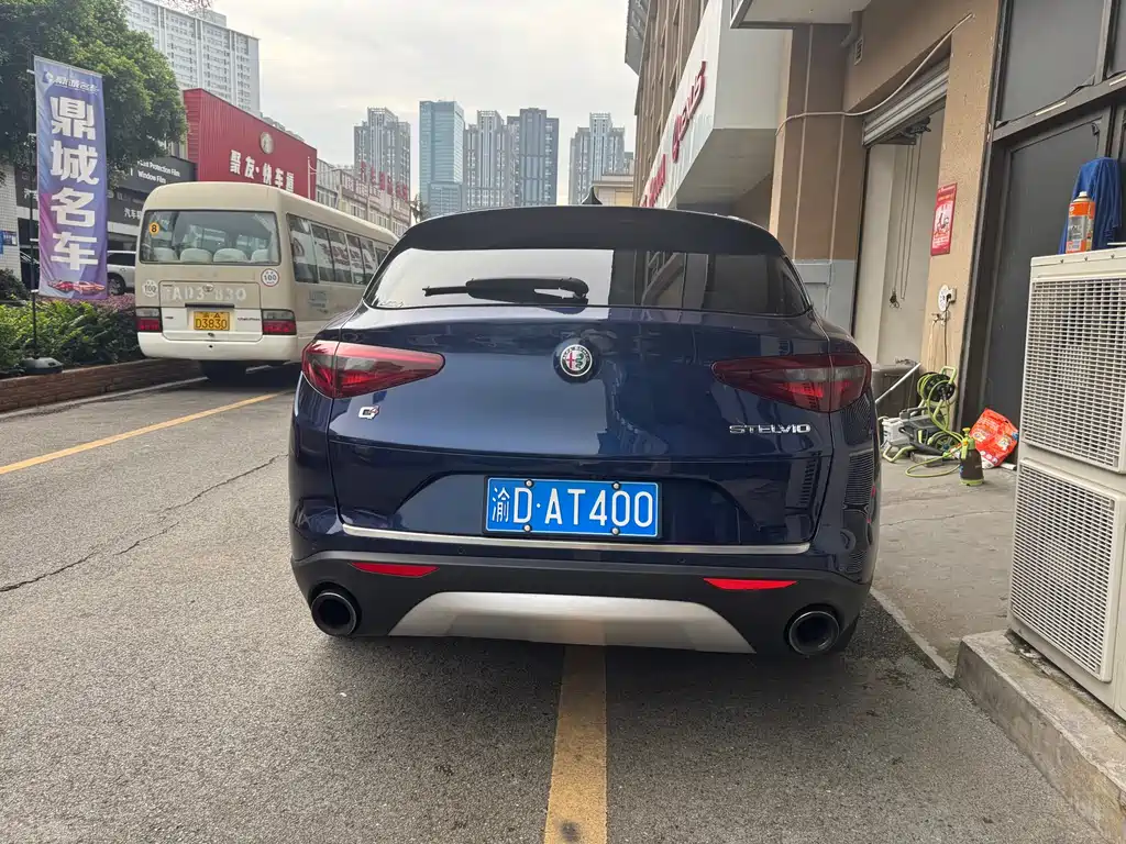 Alfa Romeo Stelvio 2017 2.0T 200HP Elite