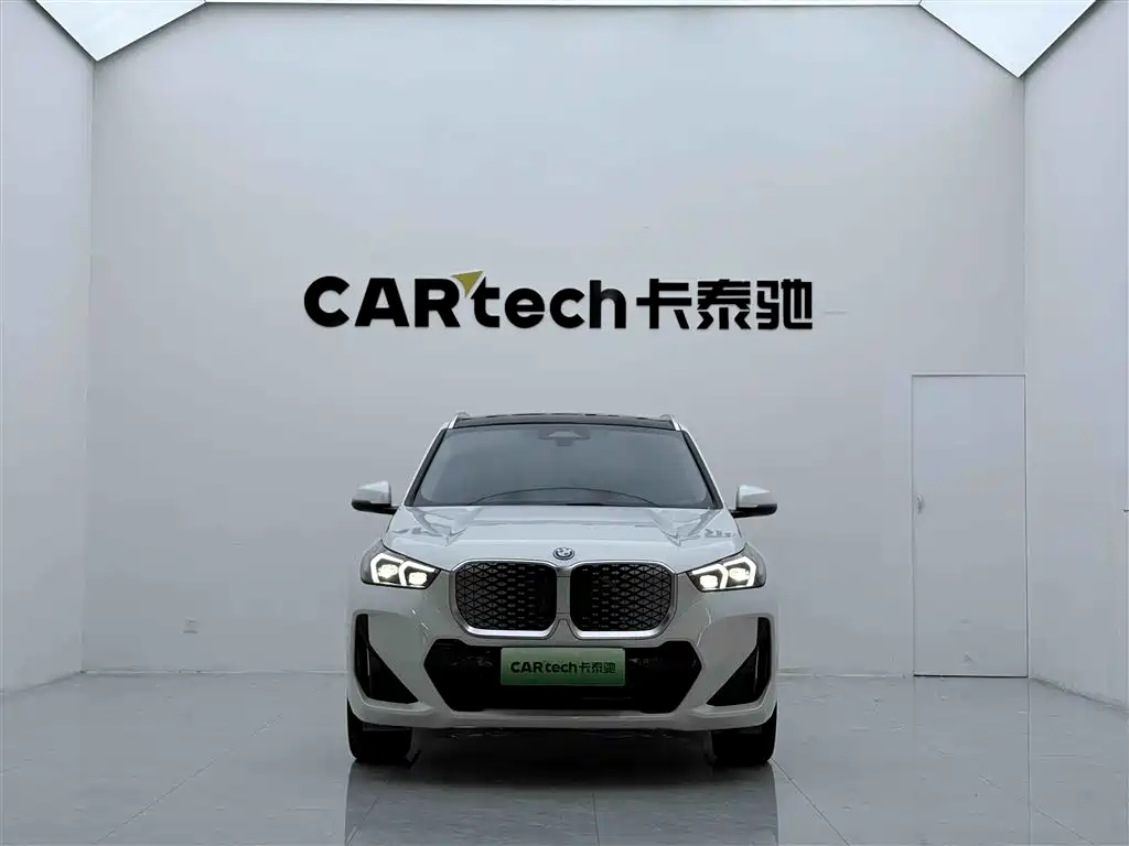 BMW iX1 2025 eDrive25L M Sport