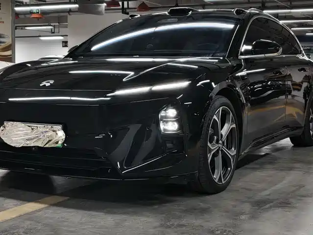 2025 Nio ET5
