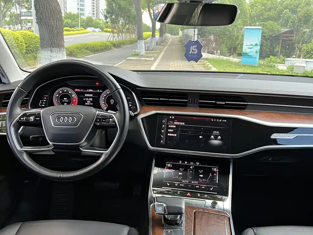 Audi A6 2022 allroad quattro 55 TFSI Premium