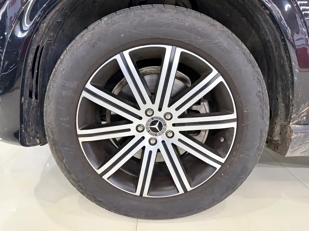 Mercedes-Benz GLE (Import) — миниатюра 5