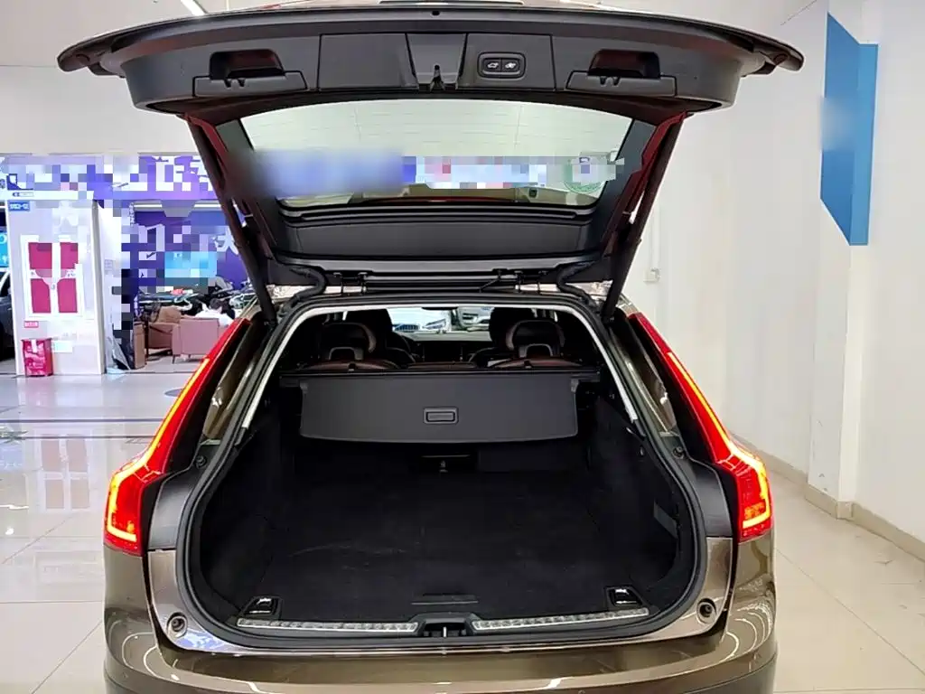Volvo V90 — миниатюра 19