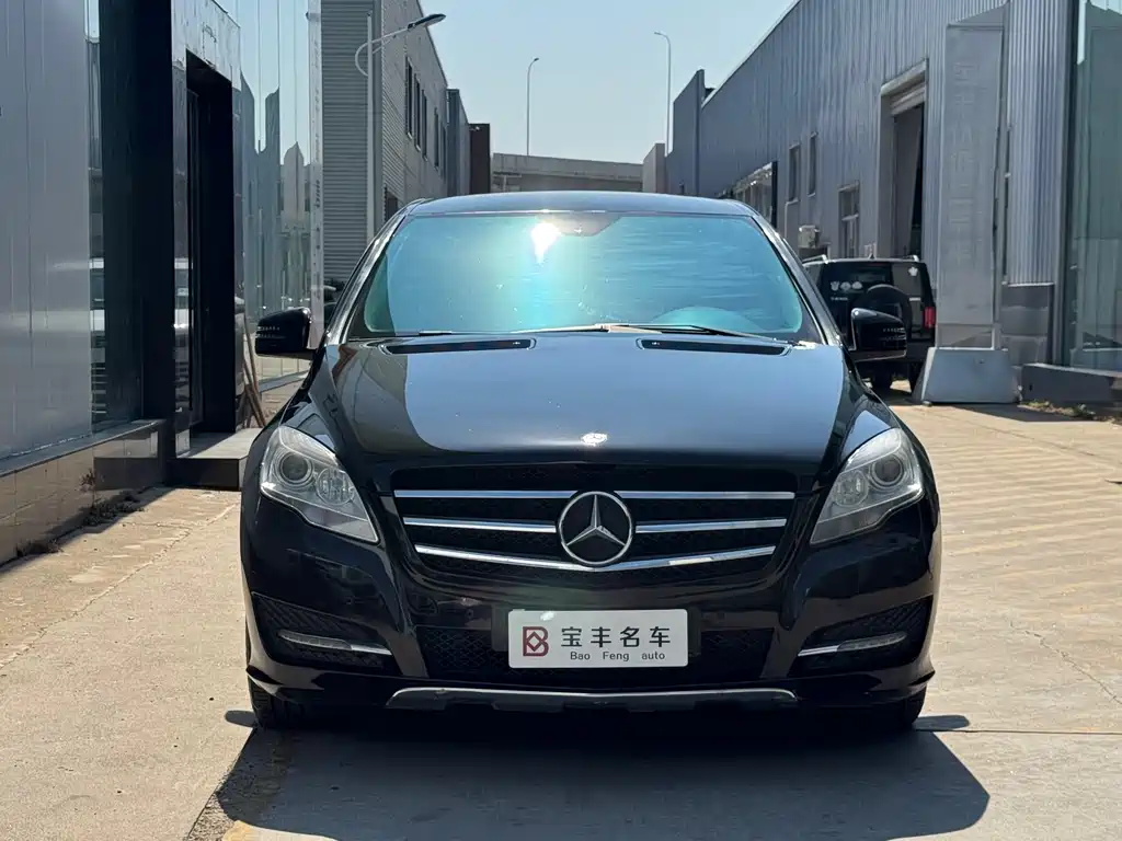 Mercedes-Benz R-Class — миниатюра 2
