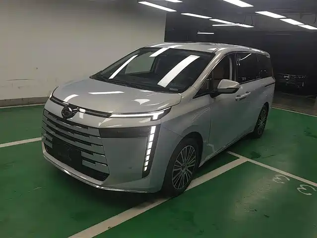 Trumpchi E 8 PHEV 2024 150km MAX+ — фото 1