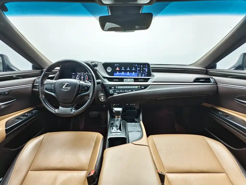 Lexus ES — миниатюра 5