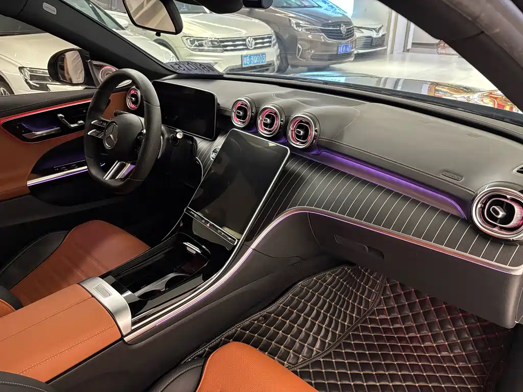 Mercedes-Benz C-Class — миниатюра 13