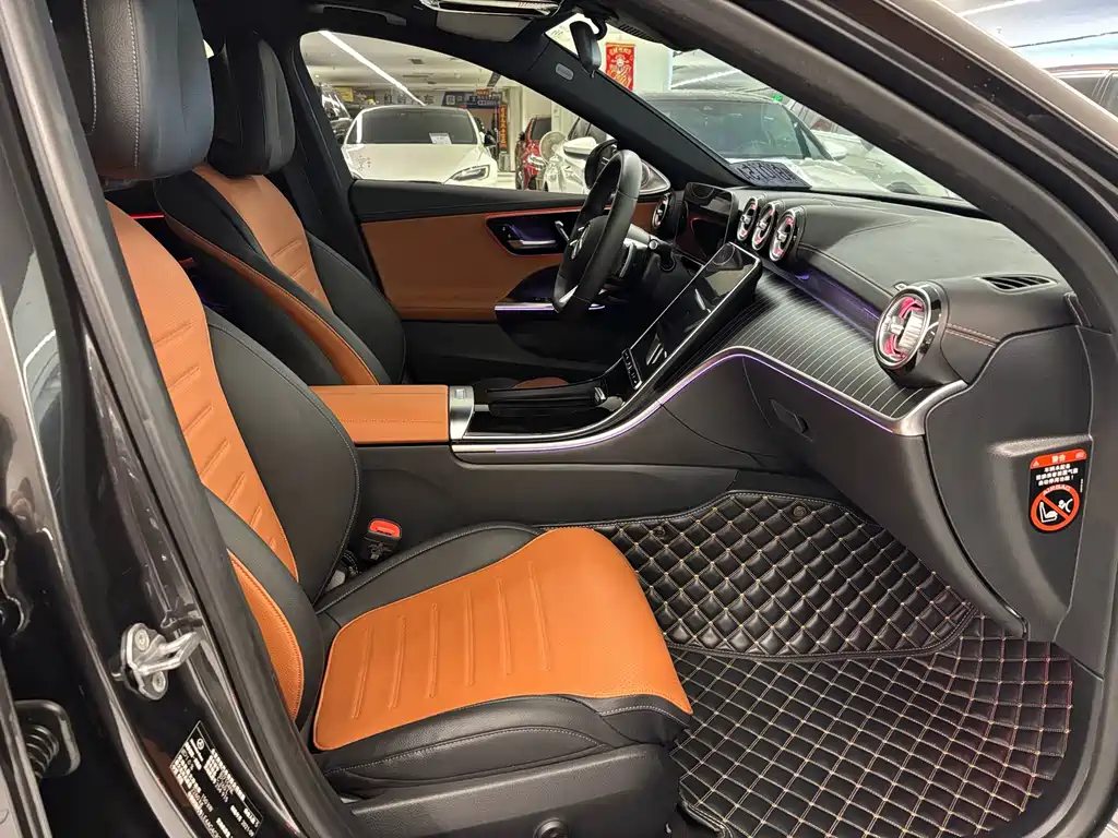 Mercedes-Benz C-Class — миниатюра 12