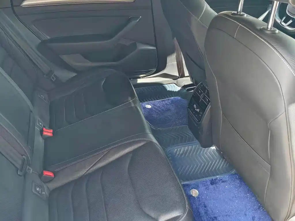 Volkswagen CC — миниатюра 10