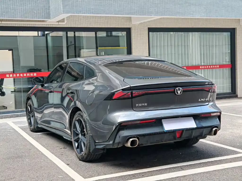 Changan UNI-V — миниатюра 5