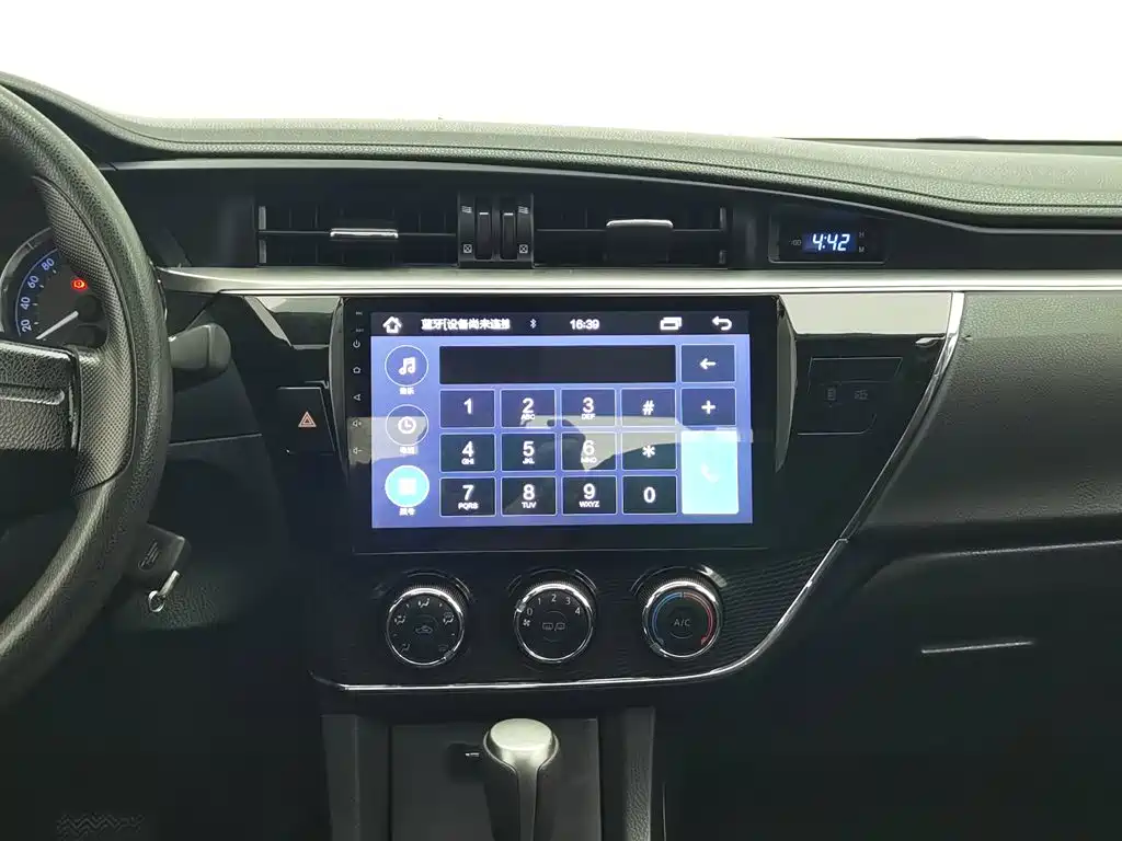 Toyota Corolla — миниатюра 12